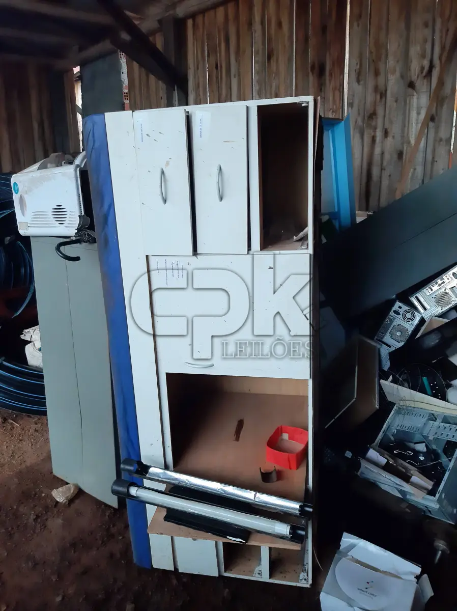 LOTE 018 - Lote de Sucatas, bens Irrecuperáveis, ferro velho.