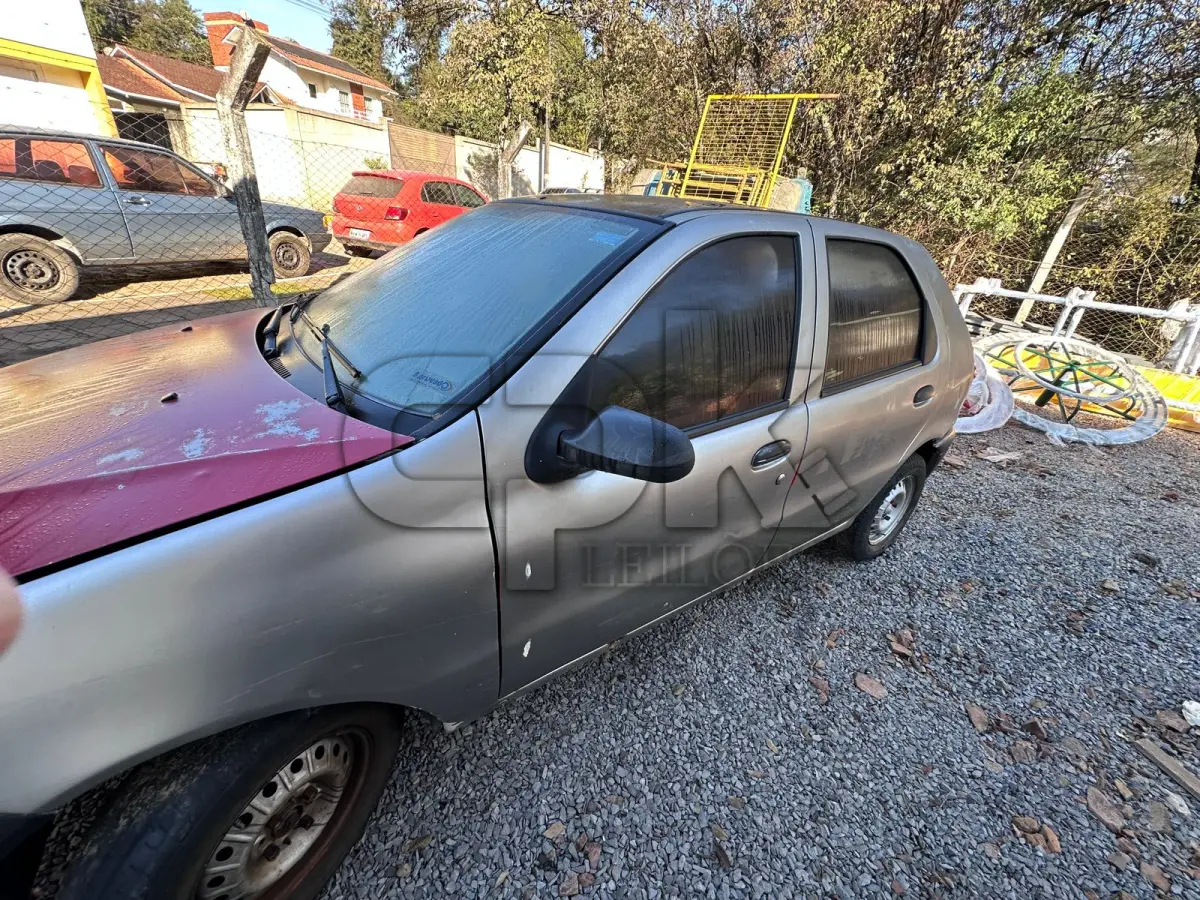 LOTE 005 - FIAT/Palio EX Passageiro Automóvel Gasolina 2001/2001  Placas CRZ 5753 – Cor: Cinza.