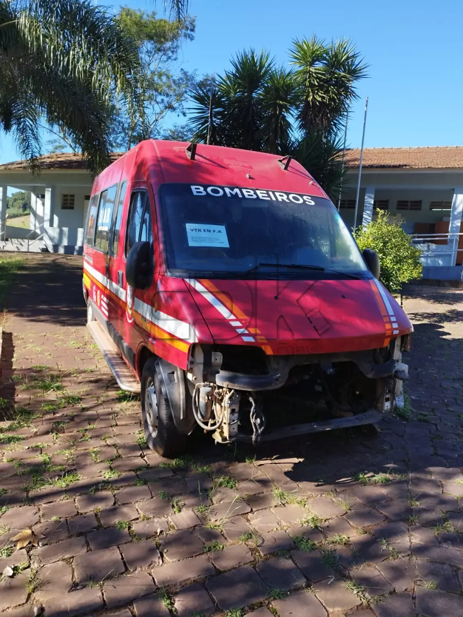 LOTE 008 - FIAT Ducato MC TCE MIC Passageiro Micro-Ônibus Diesel  2014/2014 – Placas IVP 1548 – Cor: Branca.