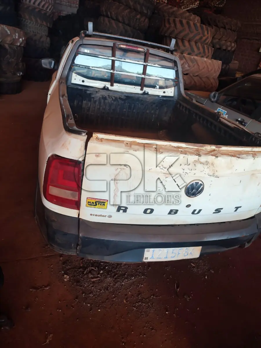 LOTE 021 - VEÍCULO VW/NOVA SAVEIRO RB MBVS. ANO FABRICAÇÃO: 2019 ANO MODELO: 2019 COR: BRANCA COMBUSTÍVEL ALCOOL/GASOLINA Placa IZI5F84 – Chassi 9BWKB45U6KP053257