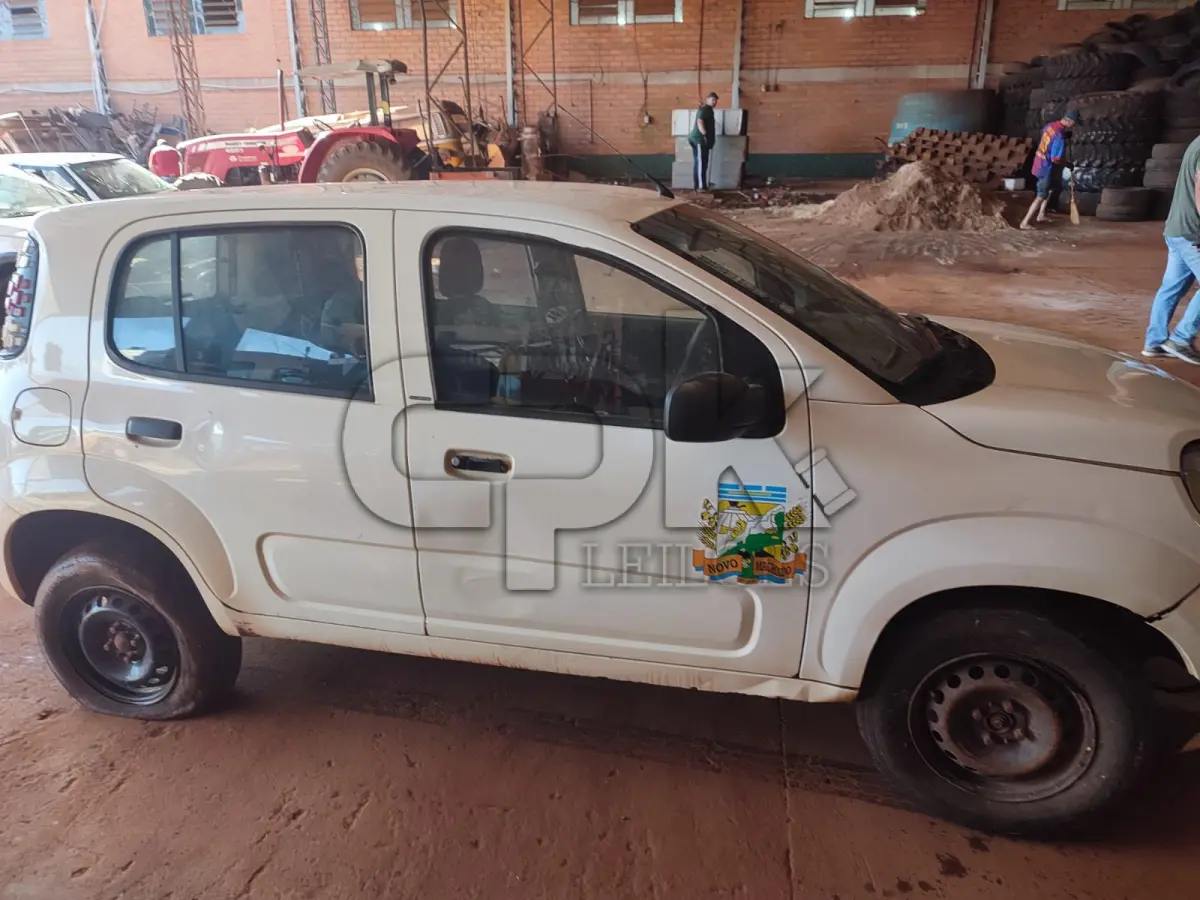 LOTE 002 - VEÍCULO FIAT/UNO ATTRACTIVE 1.0 ANO FABRICAÇÃO/MODELO: 2016 COR: BRANCA COMBUSTÍVEL: ALCOOL/GASOLINA Placa IXI4026 – Chassi 9BD195A4ZG0761687
