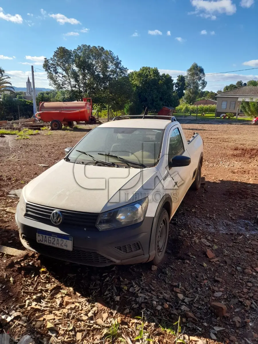 LOTE 027 - VEÍCULO VW/NOVA SAVEIRO RB MBVS. ANO FABRICAÇÃO: 2020 ANO MODELO: 2021 COR: BRANCA COMBUSTÍVEL ALCOOL/GASOLINA Placa JAG2A24– Chassi 9BWKB45U0MP020290