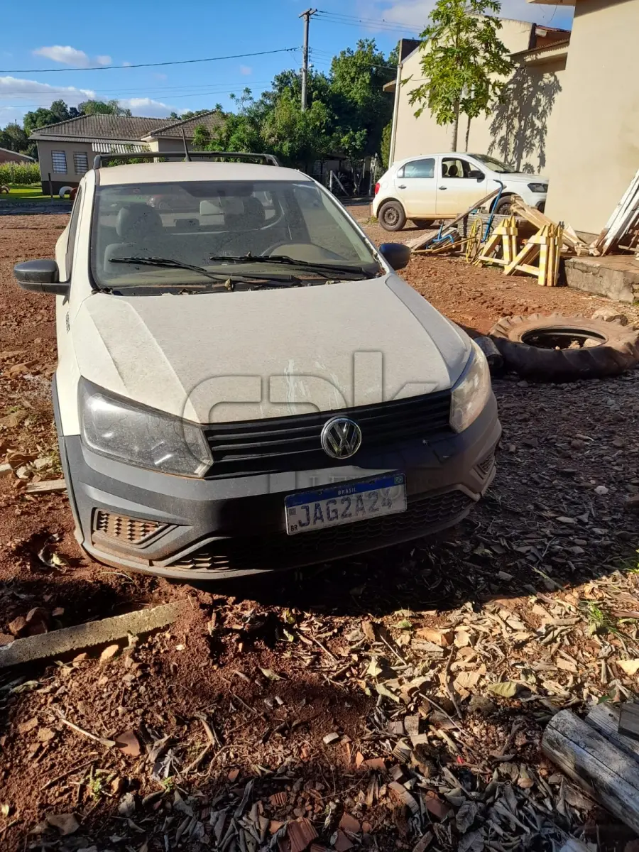 LOTE 027 - VEÍCULO VW/NOVA SAVEIRO RB MBVS. ANO FABRICAÇÃO: 2020 ANO MODELO: 2021 COR: BRANCA COMBUSTÍVEL ALCOOL/GASOLINA Placa JAG2A24– Chassi 9BWKB45U0MP020290