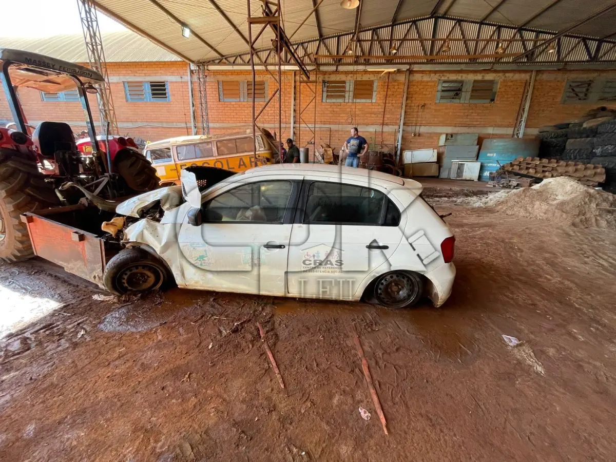 LOTE 001 - SUCATA - Veículo VW/GOL 1.0L MC4 ANO FABRICAÇÃO: 2018 ANO MODELO: 2019 COR: BRANCA COMBUSTÍVEL: ALCOOL/GASOLINA Placa IYP2749 – Chassi 9BWAG45U0KT008738