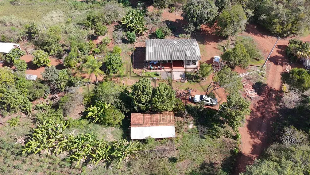 LOTE 037 - Imóvel: Fração do lote rural nº 10-A, 27ª secção, Matrícula nº 1682.  Área total: 0,5 hectares (5.000 m²) conforme matrícula.  Localização: Belo Centro - Interior – Novo Machado/RS – E.M de 1º G. Inc. Gal. Flores  da Cunha.