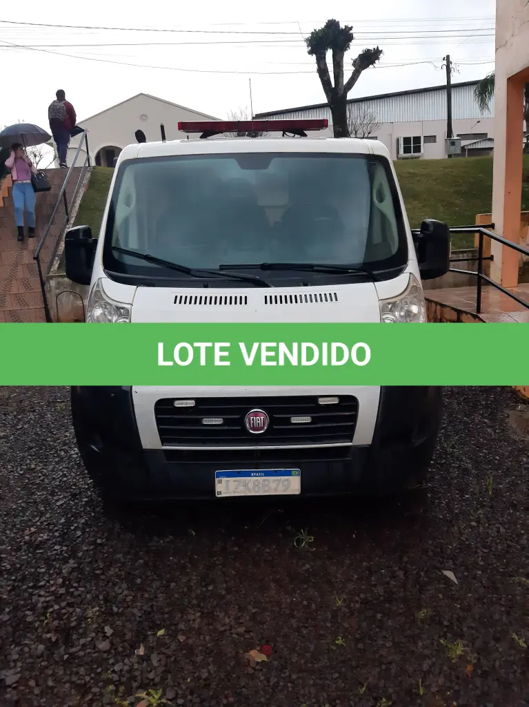 LOTE 005