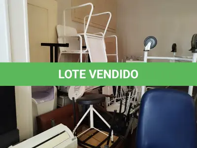 LOTE 032 - Lote de inservíveis e sucatas diversas – Saúde.  Inclui itens como: - Aparelho de Raio X Odontológico - Aparelho de Ultrassom - Armários - Autoclave - Balança Mecânica - Balcão - Biombos - Cadeiras - Climatizadores de Ar - Compressor Odontológico - Consultório Odontológico - Detectores Fetais - Escrivaninha - Lava Jato - Lavadoras de Roupas - Longarinas - Maca de Ferro - Mesas - Monitores Fetais - Oxímetro de Pulso Portátil - Poltrona - Prateleira - Seladoras