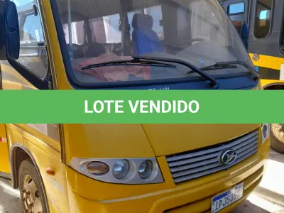 LOTE 018 - VEICULO ÔNIBUS ESCOLAR, COR: AMARELO/PRETO, MARCA/MODELO:MARCOPOLO/VOLARE V8L ESC. ANO/MOD:2008/2009, CAPACIDADE:31 PASSAGEIROS + 1 AUXILIAR, CHASSI:93PB4ZG3P9C027146, MOTOR:E1T149699, POTENCIA:115CV, PLACA:IPJ-5367. NO ESTADO QUE SE ENCONTRA. PATRIMÔNIO MUNICIPAL Nº7261.