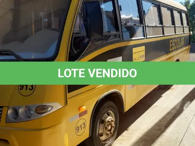 LOTE 018 - VEICULO ÔNIBUS ESCOLAR, COR: AMARELO/PRETO, MARCA/MODELO:MARCOPOLO/VOLARE V8L ESC. ANO/MOD:2008/2009, CAPACIDADE:31 PASSAGEIROS + 1 AUXILIAR, CHASSI:93PB4ZG3P9C027146, MOTOR:E1T149699, POTENCIA:115CV, PLACA:IPJ-5367. NO ESTADO QUE SE ENCONTRA. PATRIMÔNIO MUNICIPAL Nº7261.