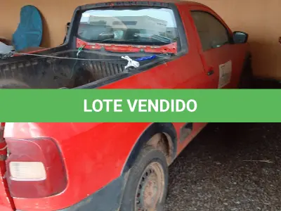 LOTE 001 - Marca Volkswagen Modelo Nova Saveiro CS 1.6 Renavan  00558502601, Placa IUP5B31 Chassi 9BWKB05UXEP053534  Ano/Mod 2013/2014, Motor 4 Cilindros, 8 válvulas  Potência 104  CV, cor vermelha.