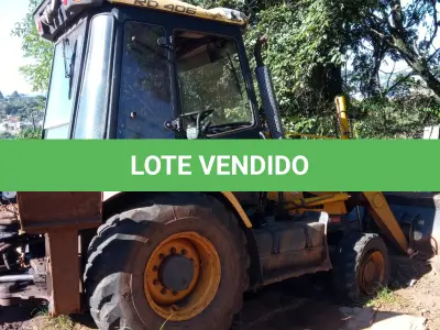 LOTE 002 - RETROESCAVADEIRA RANDON RD406 ADVANCED, ANO/MOD 2015/2015, MOTOR TURBO, TRAÇAO 4X4, CABINE FECHADA COM AR CONDICIONADO QUENTE/FRIO, MOTOR DIESEL 110CV NºE1S194198, CHASSI Nº9AD406AEAF0006189. NO ESTADO QUE SE ENCONTRA. PATRIMÔNIO MUNICIPAL Nº11559.