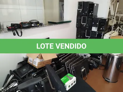 LOTE 031 - Lote de inservíveis de iInformática e eletrônicos – Saúde.  Inclui itens como: - Autotransformador - Balança Pediátrica Digital - Câmera Fotográfica - Computadores - CPUs - Impressoras - Micro-ondas - Monitores - Nobreaks - Notebook - Purificadores de Água - Revitalizador e Difusor de Ar - Roteadores - Switch de Rede