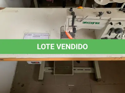 LOTE 023 - Máquina de Costura Industrial ZOJE Zig-Zag.