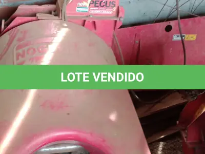 LOTE 011 - Marca Nogueira Equipamento, Ensiladeira Modelo New Pecus  G2, Cor Vermelha, Fabricação 03/2021, Nº produ AICA-013937.