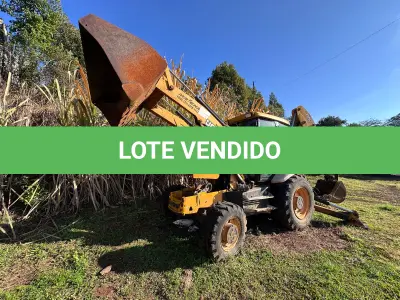LOTE 010 - Retroescavadeira JCB 02 4 X 4 RET 0005 – Ano: 2011 – Diesel.