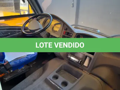 LOTE 018 - VEICULO ÔNIBUS ESCOLAR, COR: AMARELO/PRETO, MARCA/MODELO:MARCOPOLO/VOLARE V8L ESC. ANO/MOD:2008/2009, CAPACIDADE:31 PASSAGEIROS + 1 AUXILIAR, CHASSI:93PB4ZG3P9C027146, MOTOR:E1T149699, POTENCIA:115CV, PLACA:IPJ-5367. NO ESTADO QUE SE ENCONTRA. PATRIMÔNIO MUNICIPAL Nº7261.