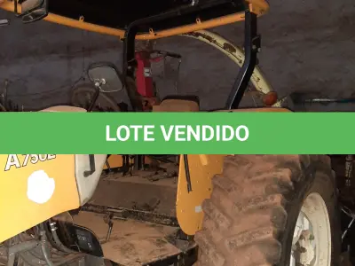 LOTE 008 - Fabricante Valtra Equip. Trator agrícola Modelo A750L 4, Ano  2016, Cor Amarela, Horas 1156,2 h, Tração 4 x 4, Serial  AUTT2005PGM024813, Comb. Diesel Potência 78 CV, Motor 4  cilindros, aspirado, Serial V750432436