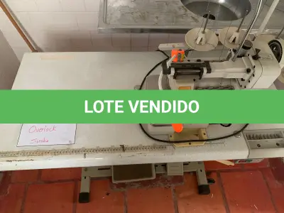 LOTE 019 - Máquina de Costura Industrial SIRUBA Overlock.
