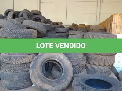 LOTE 004 - CARCAÇAS DE PNEUS USADOS DE DIFERENTES MODELOS E TAMANHOS COM APROXIMADAMENTE 300 UNIDADES, CONFORME DISPOSTO PARA VISITAÇÃO NO PÁTIO DA SMOPT.