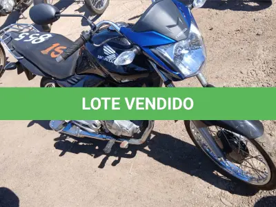 LOTE 0015 - 0015