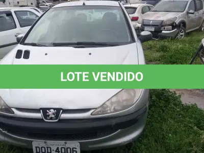 LOTE 0215 - 0215