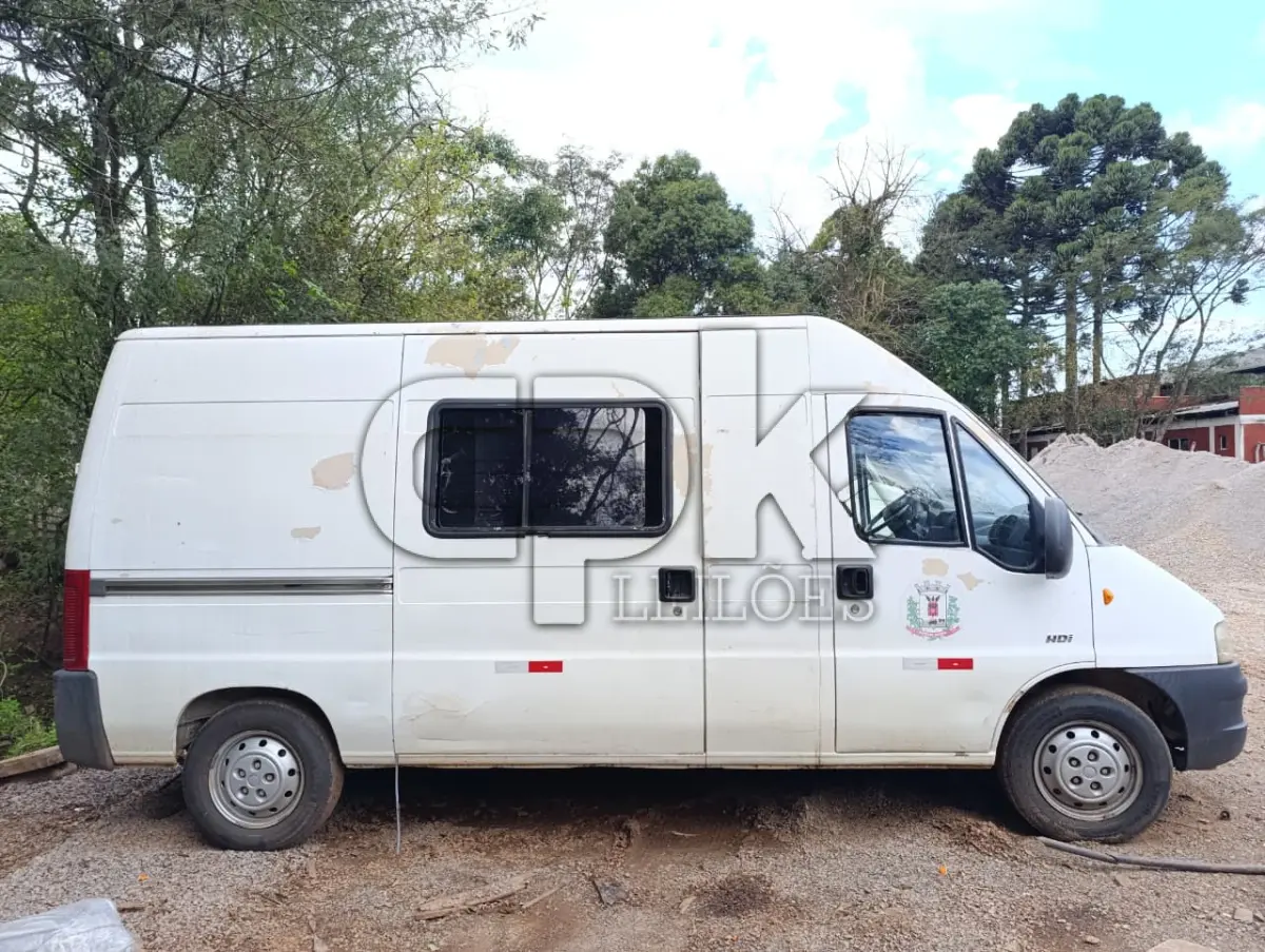 LOTE 007 - PEUGEOT/Boxer TH AMB Carga Caminhonete Diesel  2006/2006 – Placas INN 5624 – Cor: Branca.