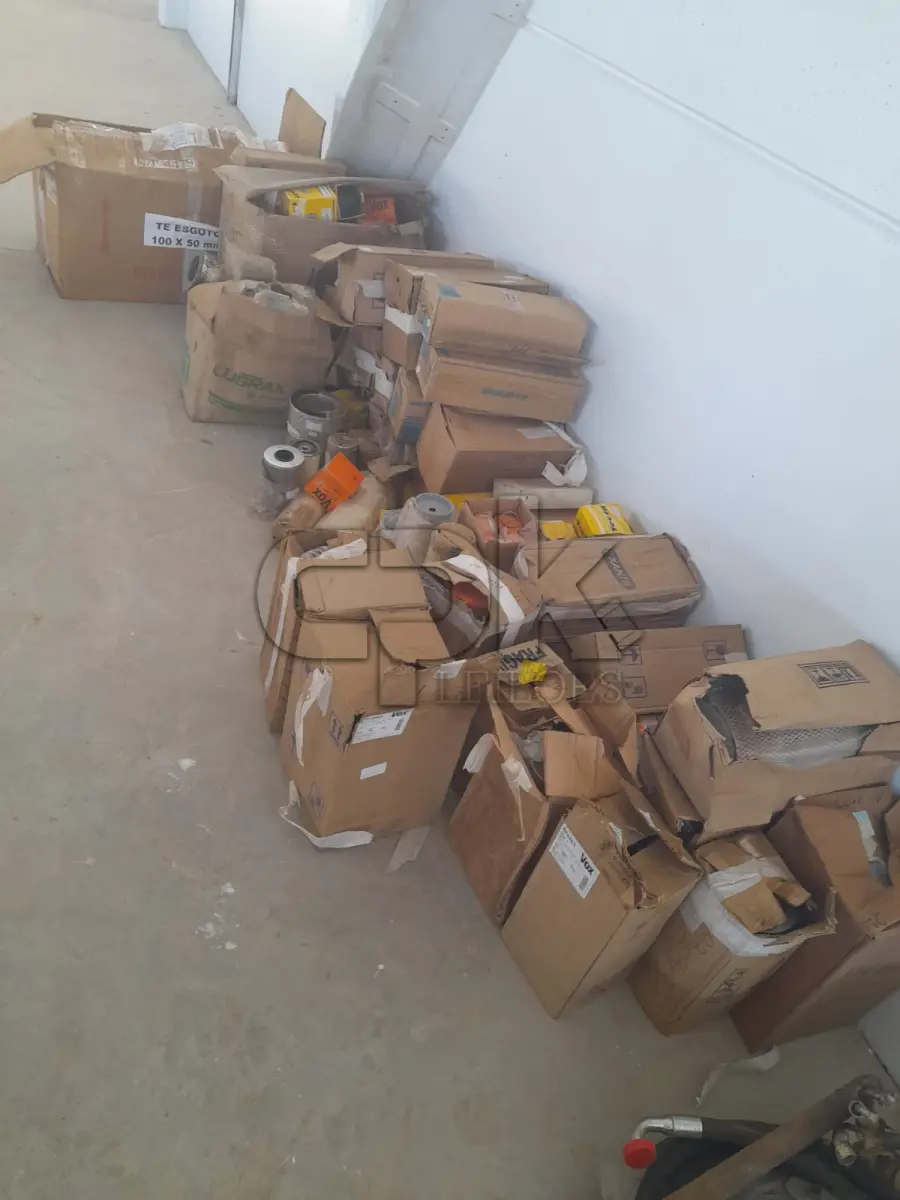 LOTE 008 - PEÇAS NOVAS DIVERSAS CONSIDERADAS INUTEIS PARA A MANUTENÇÃO DA FROTA ATUAL CONFORME ANEXO I, E DISPOSTO PARA VISITAÇÃO NO PAVILHAO INDUSTRIAL.