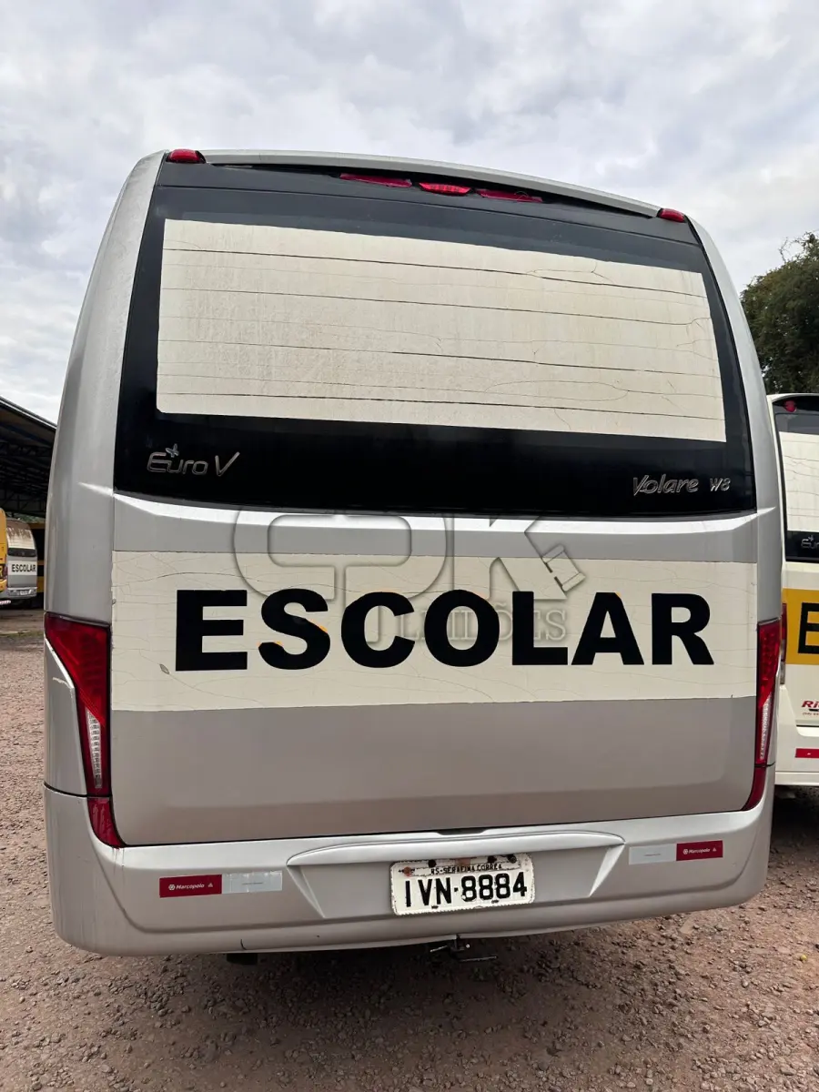 LOTE 036 - MARCOPOLO – Volare W8 ON - Ônibus Escolar – 31P  2014/2014 – Placas IVN 8884 – Cor: Prata.
