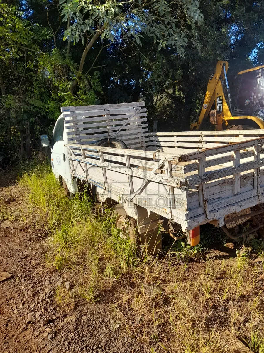 LOTE 016 - VEICULO, CAMINHONETE, MARCA:HYUNDAI, CARROCARIA ABERTA, PLACA: MJH-6089, ANO/MOD:2010/2011, COR: BRANCA, DIESEL, MOTOR Nº D4BHA035423. NO ESTADO QUE SE ENCONTRA. PATRIMÔNIO MUNICIPAL Nº7791.