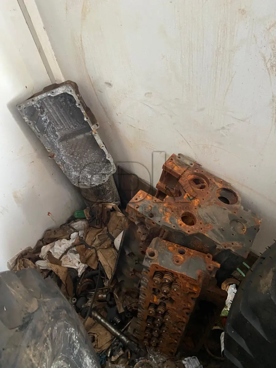 LOTE 017 - Motor Parcial, Motoniveladora Case.