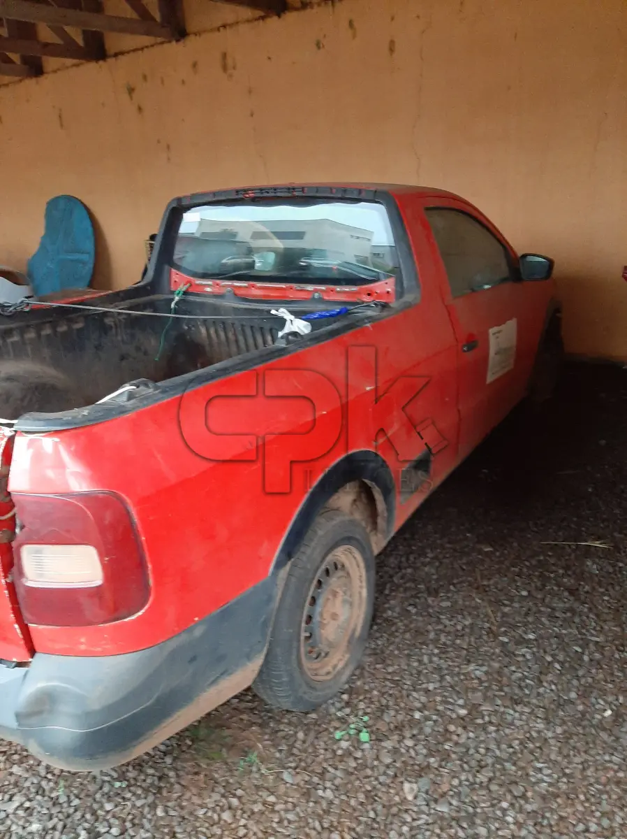 LOTE 001 - Marca Volkswagen Modelo Nova Saveiro CS 1.6 Renavan  00558502601, Placa IUP5B31 Chassi 9BWKB05UXEP053534  Ano/Mod 2013/2014, Motor 4 Cilindros, 8 válvulas  Potência 104  CV, cor vermelha.