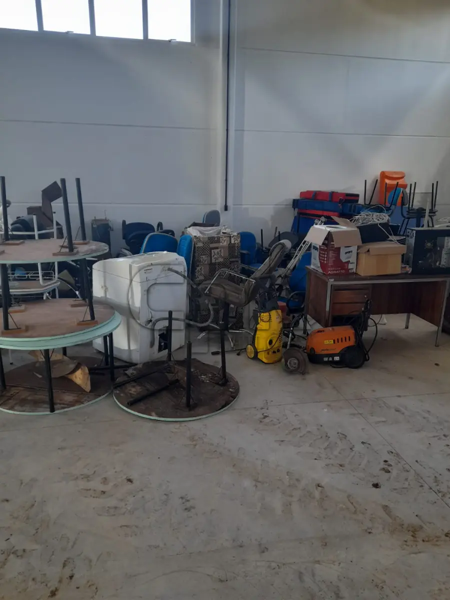 LOTE 002 - SUCATAS DIVERSAS, CONFORME LISTA ANEXO I E CONFORME DISPOSTO PARA VISITAÇÃO NO PAVILHAO INDUSTRIAL.