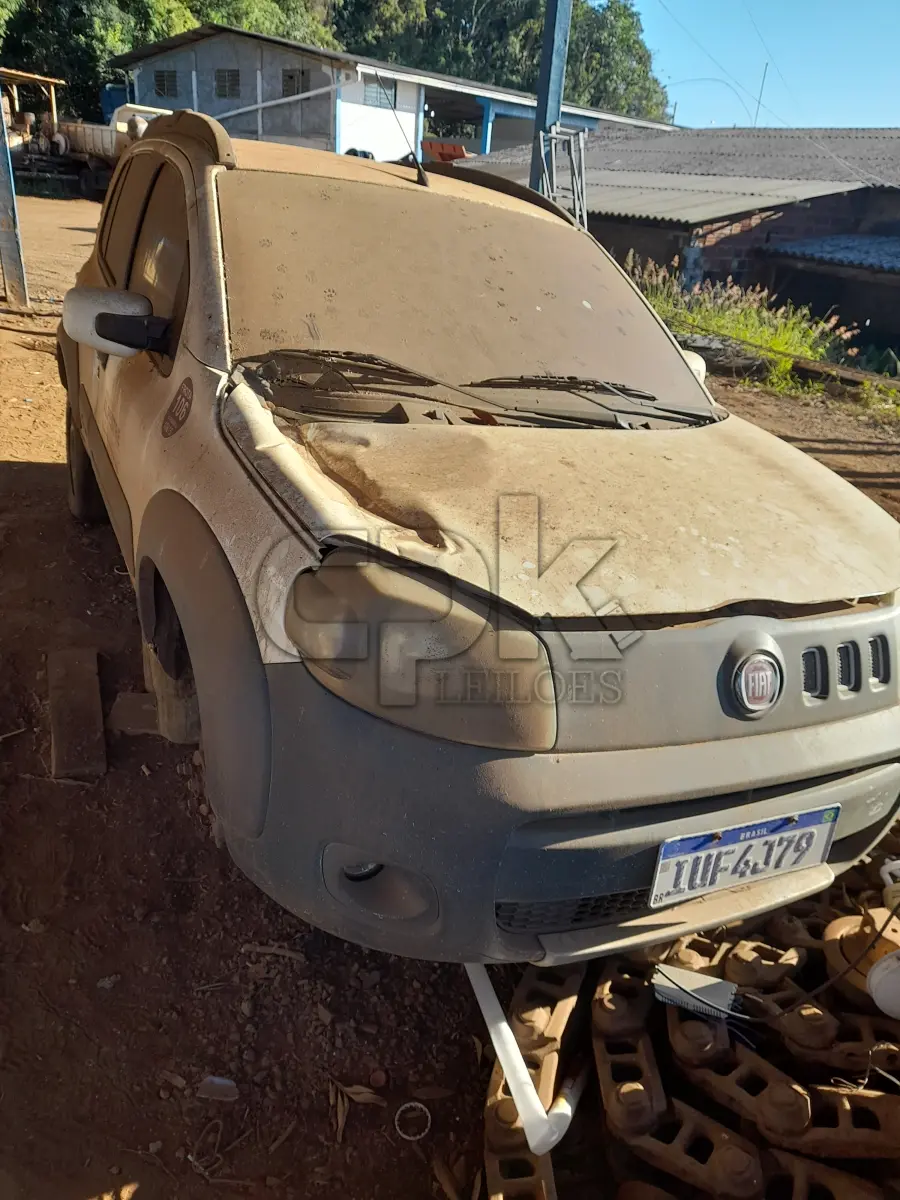LOTE 011 - VEICULO FIAT UNO WAY 1.4, 04 PORTAS, 05 PASSAGEIROS, ANO/MOD. 2013/2013, COR BRANCA, CHASSI Nº9BD195163D0456296, RENAVAM Nº102633, PLACAS IUF-4979. NO ESTADO QUE SE ENCONTRA. PATRIMÔNIO MUNICIPAL Nº10615.