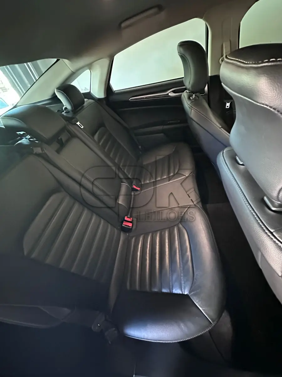 LOTE 003 - FORD Fusion SEL GTDI Passageiro – Automóvel Gasolina  2018/2018 – Placas IYM 9J24 – Cor: Preta.