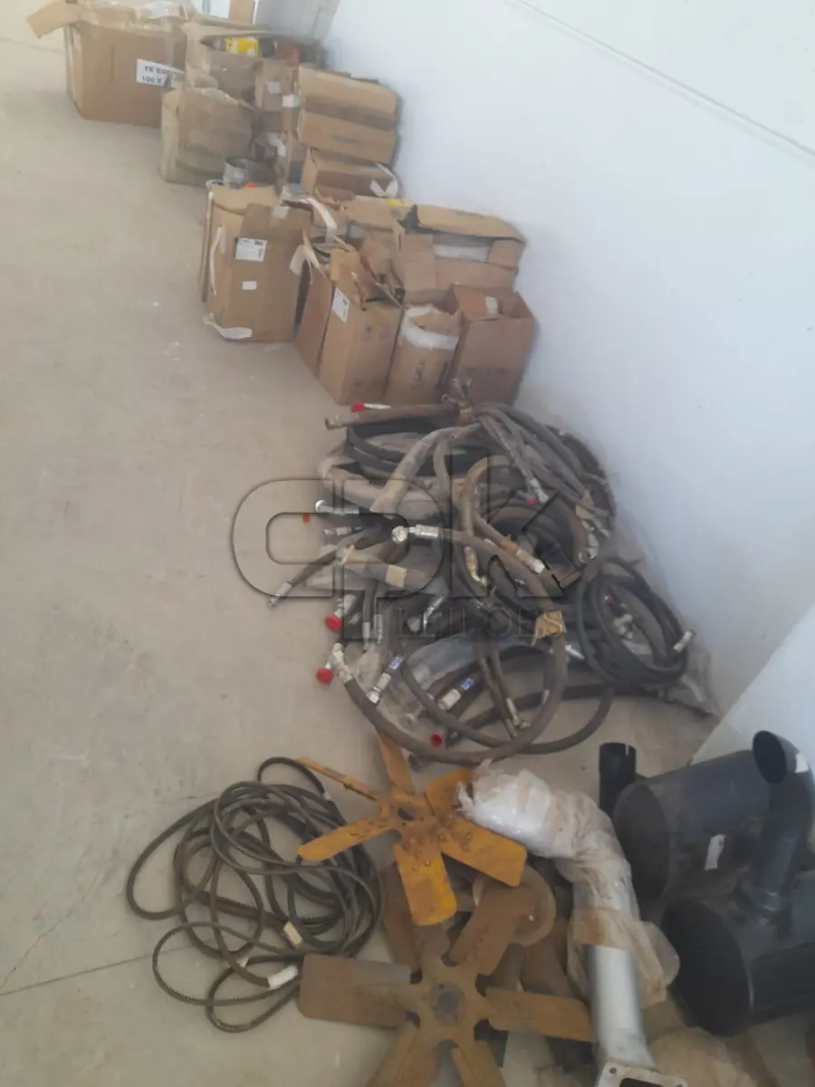 LOTE 008 - PEÇAS NOVAS DIVERSAS CONSIDERADAS INUTEIS PARA A MANUTENÇÃO DA FROTA ATUAL CONFORME ANEXO I, E DISPOSTO PARA VISITAÇÃO NO PAVILHAO INDUSTRIAL.