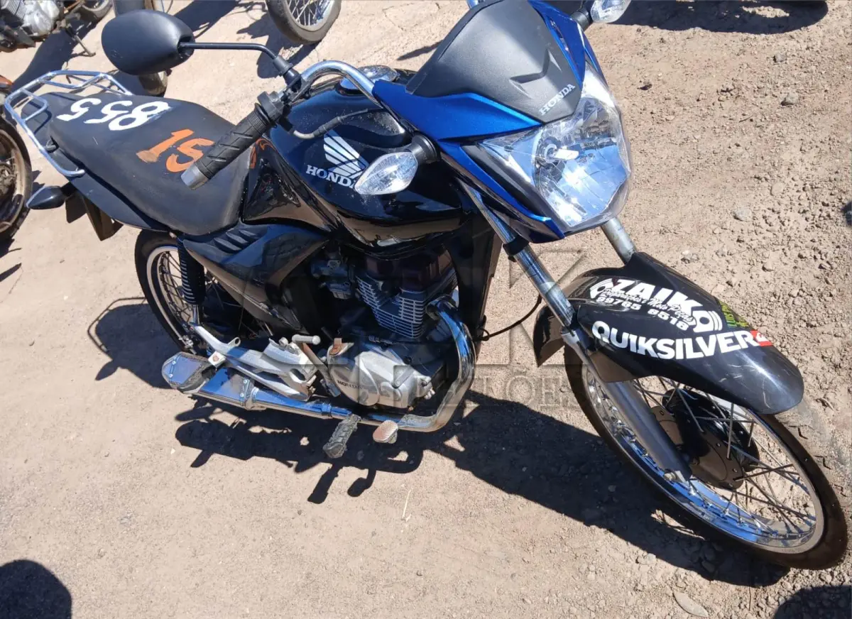 LOTE 0015