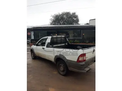 LOTE 000 - Automóvel FIAT/STRADA