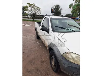 LOTE 000 - Automóvel FIAT/STRADA