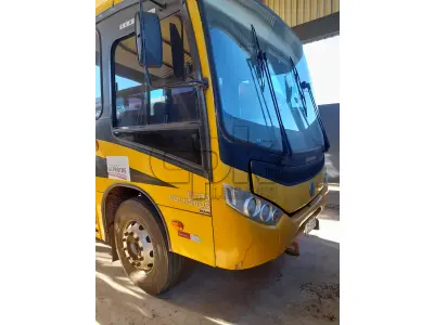LOTE 019 - ONIBUS ESCOLAR VW/15.190, 48 LUGARES, PLACAS IWM-8276 ANO/MOD 2014/2014. NO ESTADO QUE SE ENCONTRA. PATRIMÔNIO MUNICIPAL Nº11286.  OBS. ACOMPANHA O VEÍCULO 04 PNEUS SOBRESSALENTES PARA RECAPAGEM.