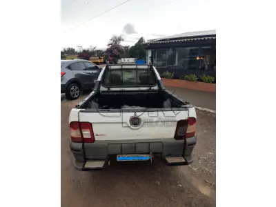 LOTE 000 - Automóvel FIAT/STRADA