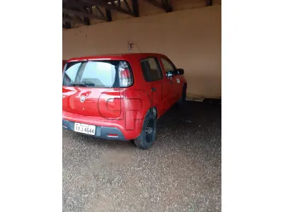 LOTE 004 - Marca Fiat Modelo Uno Drive 1.0, Renavan 01144364172,  Placa IYJ4644, Chassi 9BD195B4NJ0831866, Ano/Mod  2017/2018, Motor 3 Cil, Firefly Potência 77 CV Combust Flex  Cor Vermelha.