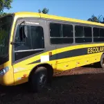 LOTE 019 - ONIBUS ESCOLAR VW/15.190, 48 LUGARES, PLACAS IWM-8276 ANO/MOD 2014/2014. NO ESTADO QUE SE ENCONTRA. PATRIMÔNIO MUNICIPAL Nº11286.  OBS. ACOMPANHA O VEÍCULO 04 PNEUS SOBRESSALENTES PARA RECAPAGEM.