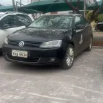 LOTE 004 - VW Jetta 2.0 T Passageiro – Automóvel Gasolina 2014/2014 –  Placas IVU 9534 – Cor: Preta.