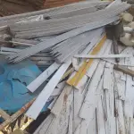 LOTE 007 - PORTAS, JANELAS, FORRO DE PVC, GRADES DE FERRO TODOS USADOS, CONFORME DISPOSTO PARA VISITAÇÃO NO PÁTIO DA SMOPT.